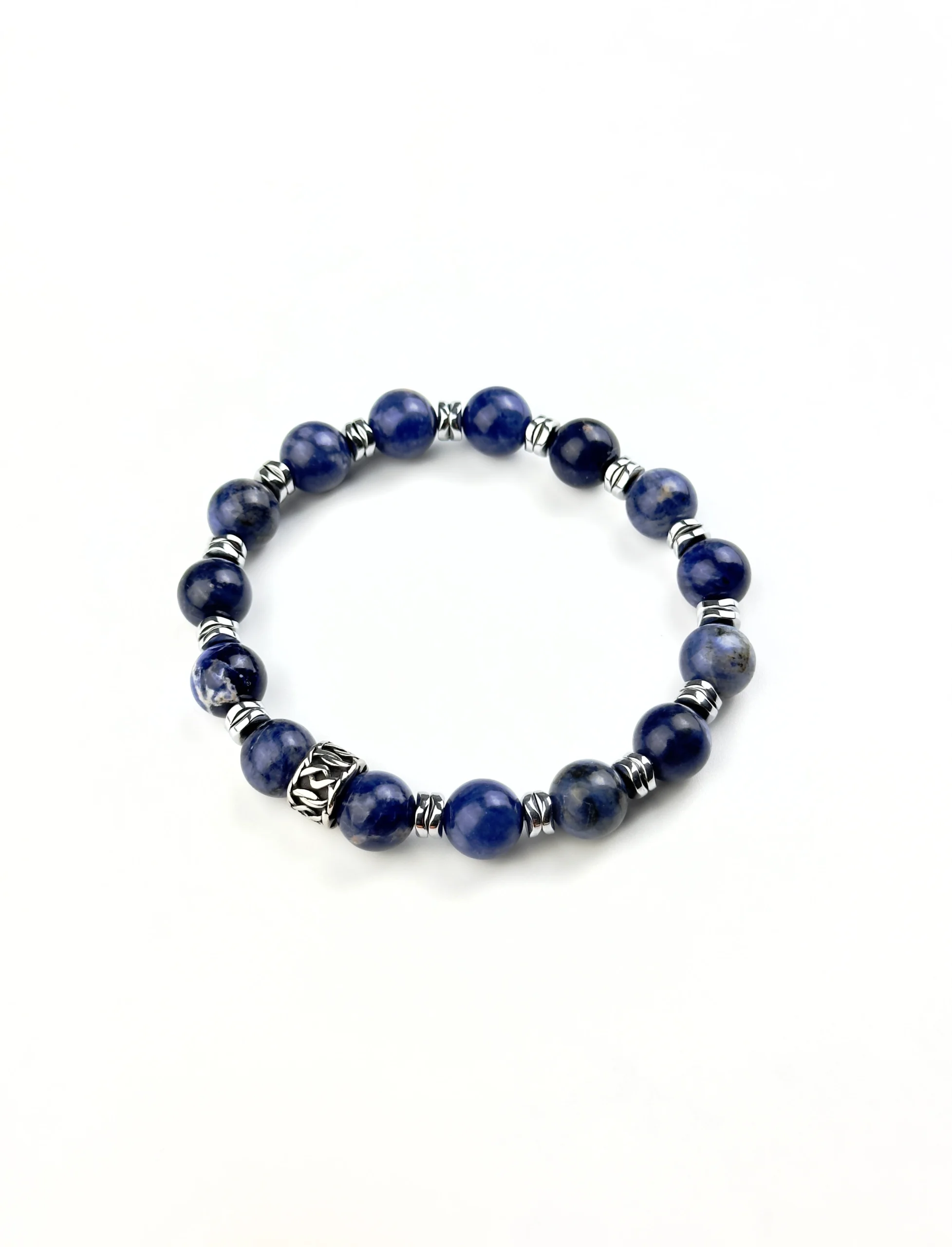 СТАЛЬНОЙ ХАРАКТЕР. Содалит