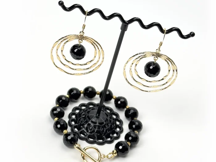 Черный лебедь